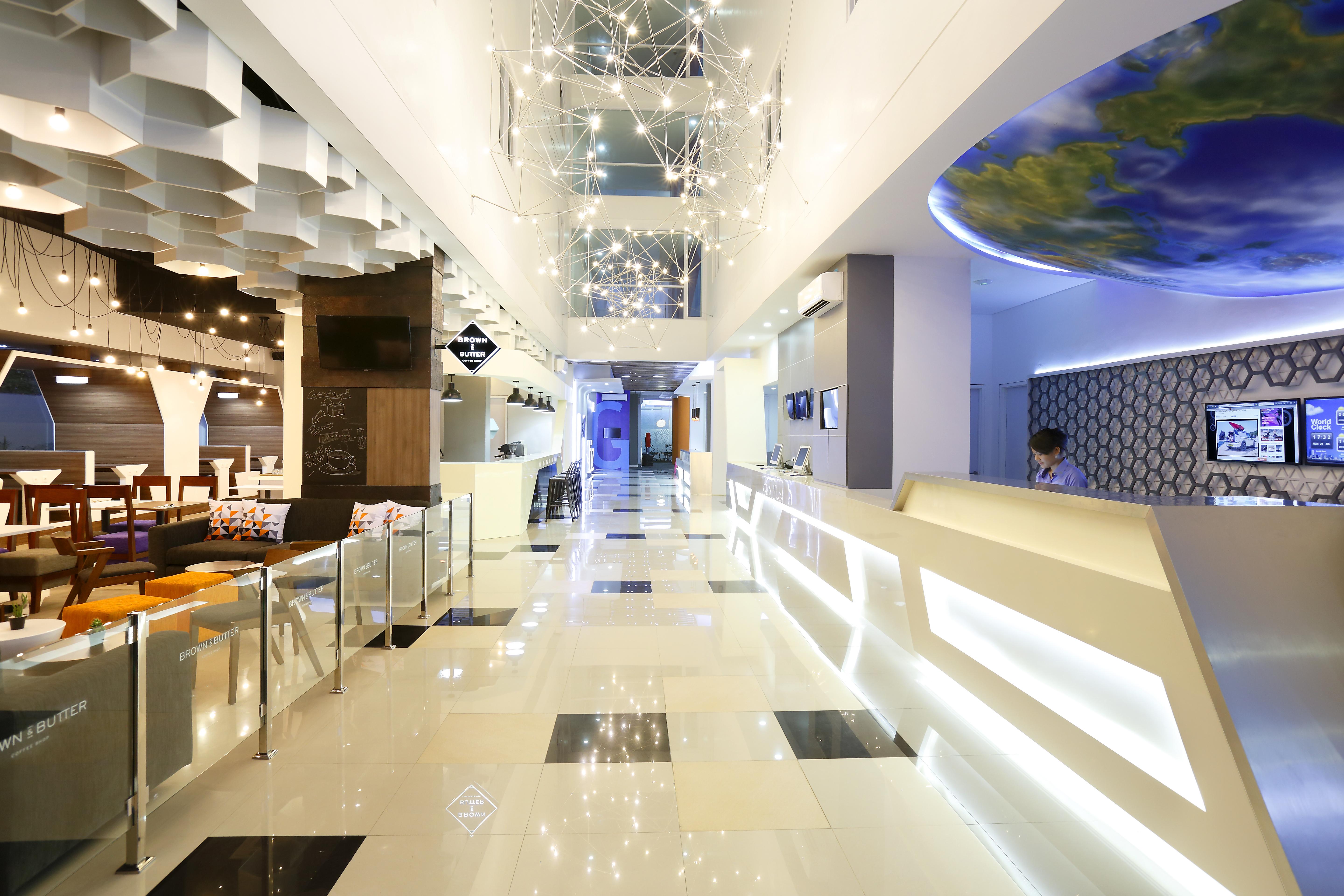 Berry Biz Hotel Seminyak  Exterior photo